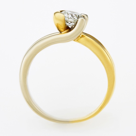 Кольцо из комбинированного золота 750 пробы c 1 бриллиантом, Л48050421 за 96570