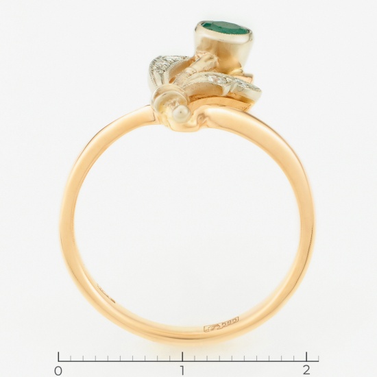 Кольцо из комбинированного золота 585 пробы c 7 бриллиантами и 1 изумрудом, Л28082601 за 18950