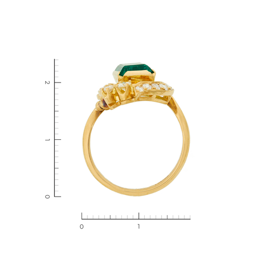 Кольцо из желтого золота 750 пробы c 19 бриллиантами и 1 изумрудом, Л09105143 за 179000