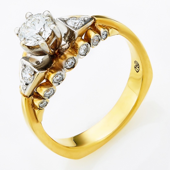 Кольцо из комбинированного золота 750 пробы c 17 бриллиантами, Л39007057 за 109160